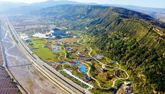 【重大项目建设】秋日看尽斑斓 龙隐公园无法不美